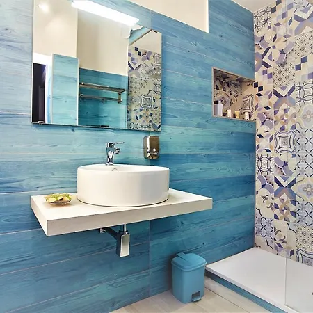 Be Mediterraneo, In Centro Sul Mare - In The Center Front - 80 Mq Apartment *